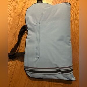 Light Blue portable dog bed